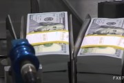六爻灵卦美元疲软承压，贸易迷雾笼罩市场！还需关注欧银决议和非农